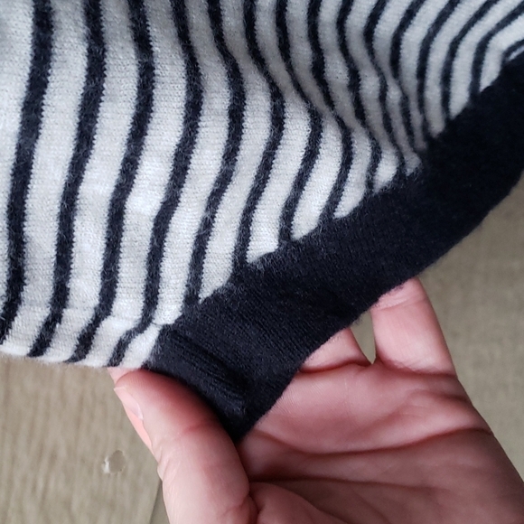 Victorias Secret Kiss of Cashmere Monogram Soft Tank Top - Picture 7 of 7